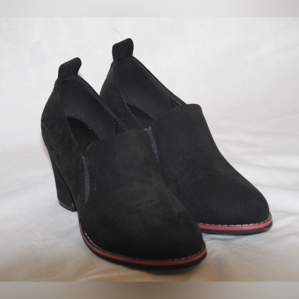 2 pairs of heeled booties for 1 price! Get out! Tan and black faux suede booties